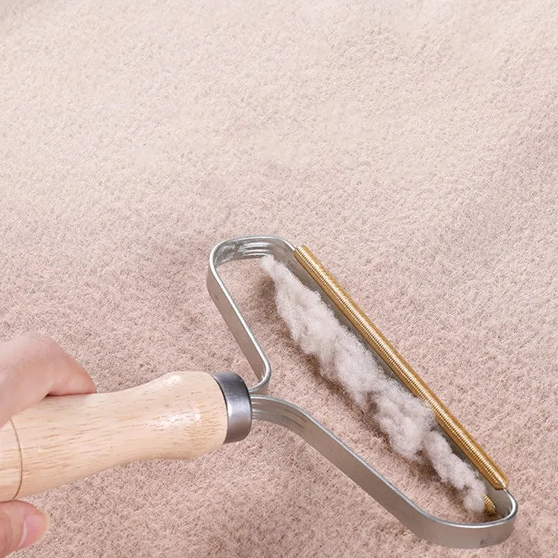 Cat & Dog Wool Brush – Portable Pet Hair Removal Comb