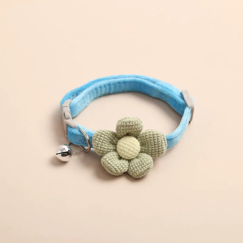 Flower Cat Collar with Bell – Adjustable Kitten & Small Dog Collar